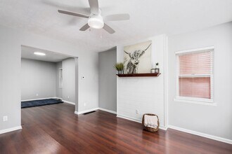 848 Oak St in Columbus, OH - Building Photo - Building Photo