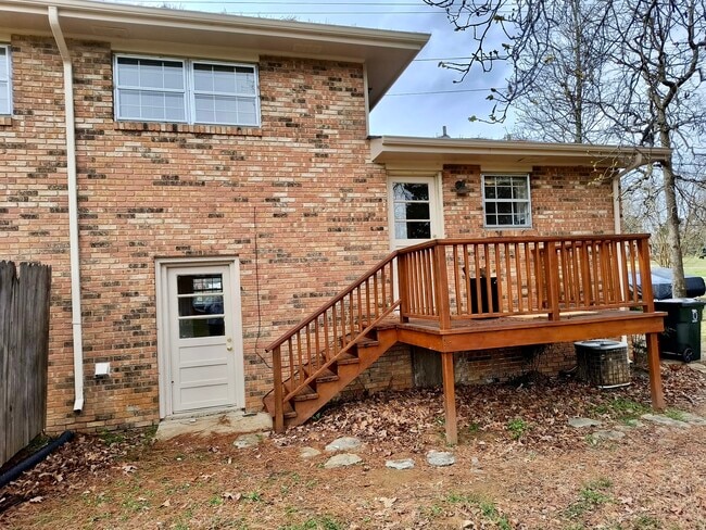 1304 Park Forrest Dr in Fort Oglethorpe, GA - Building Photo - Building Photo