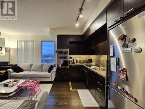 120-1120 Harrison Garden Blvd in Toronto, ON - Building Photo - Building Photo