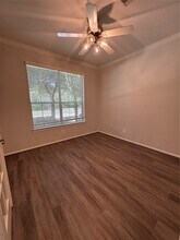 137 E Montfair Blvd in The Woodlands, TX - Building Photo - Building Photo