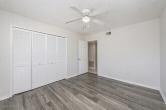 2350 Naples Trace Cir in Naples, FL - Building Photo - Building Photo