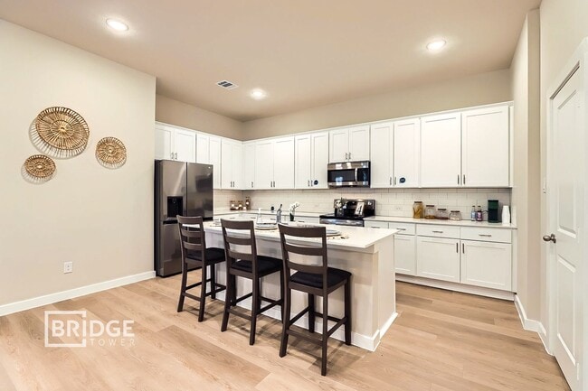 property at 800 Naomi Ln