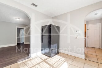 2311 W 16th St in Jacksonville, FL - Building Photo - Building Photo