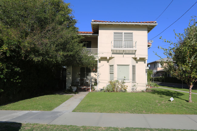 601 N Adams St in Glendale, CA - Building Photo - Building Photo