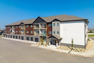 Grand Prairie Apartments & Townhomes in Sioux Falls, SD - Building Photo