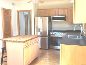 1100 N High St in East Haven, CT - Building Photo - Building Photo