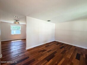 3734 B Ward St in Jacksonville, FL - Building Photo - Building Photo