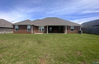 27932 Moss Creek Dr in Madison, AL - Building Photo - Building Photo