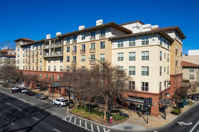 Avalon Walnut Creek II in Walnut Creek, CA - Foto de edificio - Building Photo