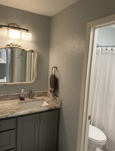 604 Highcrest Dr, Unit The Hideaway in Marble Falls, TX - Building Photo - Building Photo