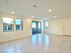 11468 Panoledge Ave in Las Vegas, NV - Building Photo - Building Photo