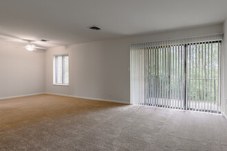 Wyoming Hills in Dayton, OH - Building Photo - Interior Photo