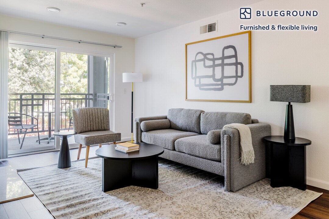 1220 N Fair Oaks Ave in Sunnyvale, CA - Foto de edificio