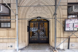 Chelsea Hall in New York, NY - Foto de edificio - Building Photo