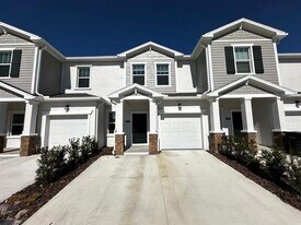 2713 Skyline Lp in Kissimmee, FL - Building Photo