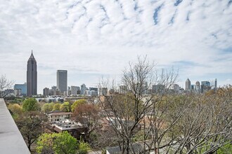542 Boulevard NE in Atlanta, GA - Building Photo - Building Photo