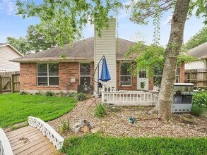 3414 Nottingham Ln in Montgomery, TX - Building Photo - Building Photo