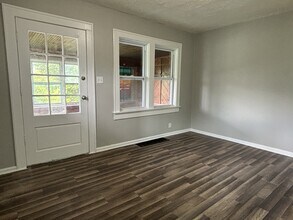 1401 N Gladstone Ave in Indianapolis, IN - Building Photo - Building Photo