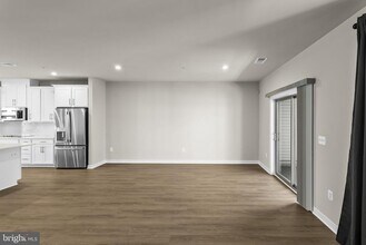 13558 Innovation Station Lp in Herndon, VA - Building Photo - Building Photo