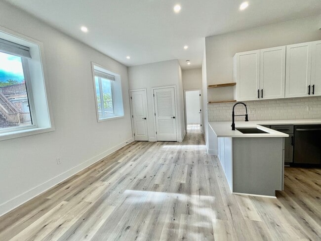 1802 11th St NW-Unit -Unit 2B in Washington, DC - Building Photo - Building Photo