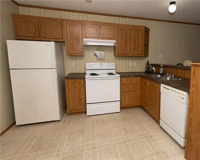 31142 US-190 in Lacombe, LA - Foto de edificio - Building Photo