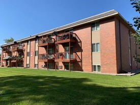 Oaks Apartments