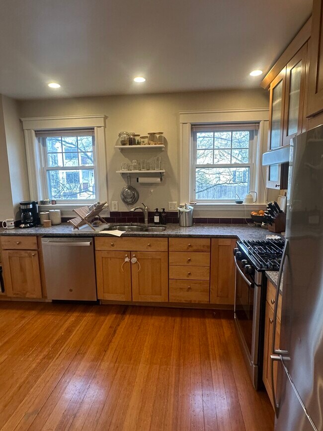 65 Reservoir St, Unit 65A in Cambridge, MA - Foto de edificio - Building Photo