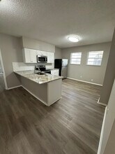 2208 W Woodlawn Ave in Tampa, FL - Building Photo - Building Photo