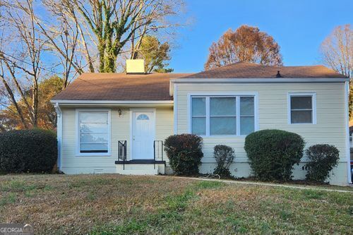 1753 Fairway Hill Dr SE in Atlanta, GA - Building Photo