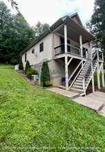 4056 Turnpike Rd in Horse Shoe, NC - Building Photo - Building Photo