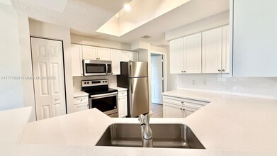 2730 Anzio Ct in Palm Beach Gardens, FL - Building Photo - Building Photo