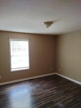 502 Clark St in Franklin, KY - Building Photo - Building Photo