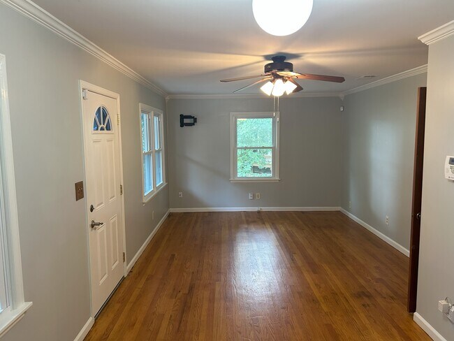 4402 Millvale Dr SW in Huntsville, AL - Building Photo - Building Photo