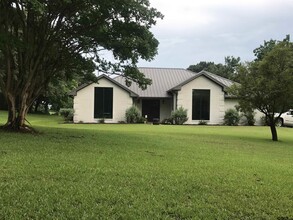 15781 County Rd 1130 in Flint, TX - Building Photo - Building Photo