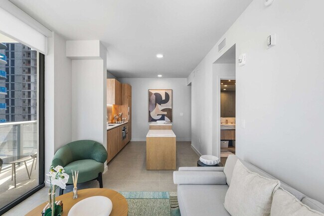 11 NE 6th St, Unit SI FL15-ID1470138P in Miami, FL - Foto de edificio - Building Photo