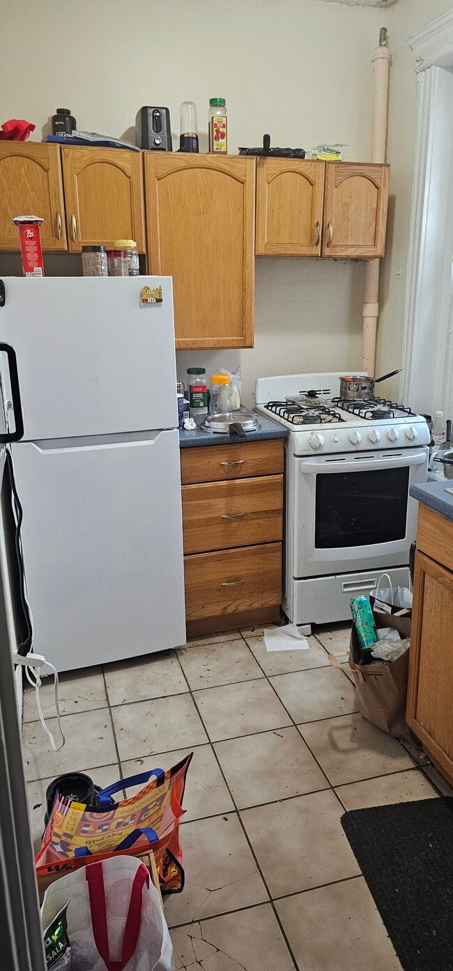 384 Riverway, Unit 22