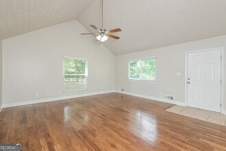 111 Russell Cir in Mcdonough, GA - Building Photo - Building Photo
