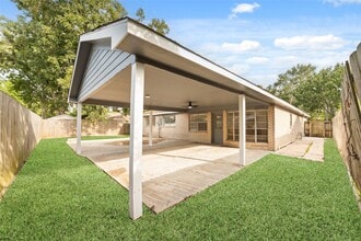 11222 Sandstone St in Houston, TX - Building Photo - Building Photo