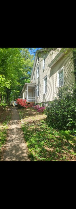145 N Princeton Cir in Lynchburg, VA - Building Photo