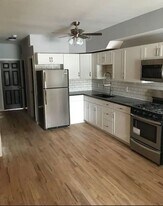 307 W 27th St in Baltimore, MD - Building Photo