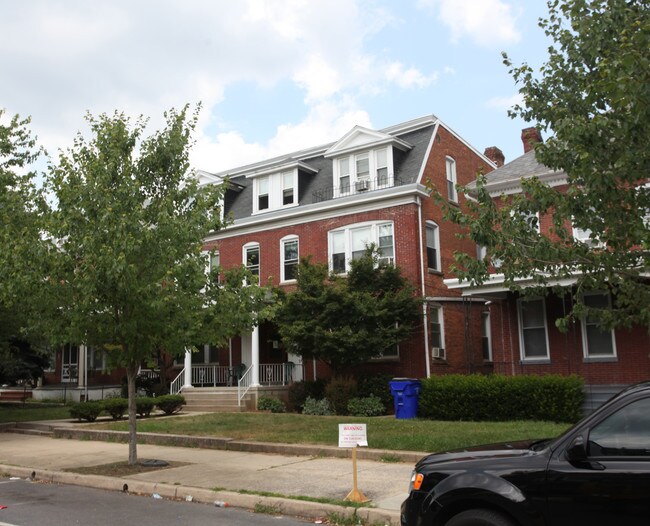 118 Broadway in Hagerstown, MD - Foto de edificio - Building Photo
