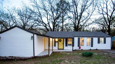 214 Belmont Dr in North Little Rock, AR - Building Photo - Building Photo