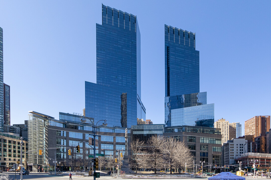 One Central Park in New York, NY - Building Photo