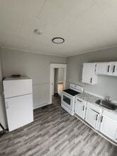 5 Davison St in Amherst, NS - Building Photo - Building Photo