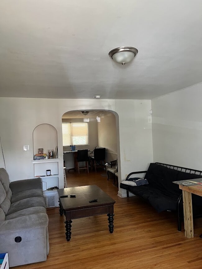 1510 Washington Ave in Chester, PA - Building Photo - Building Photo