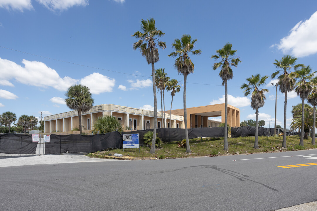 Infinity Loft Apartments in Kissimmee, FL - Building Photo