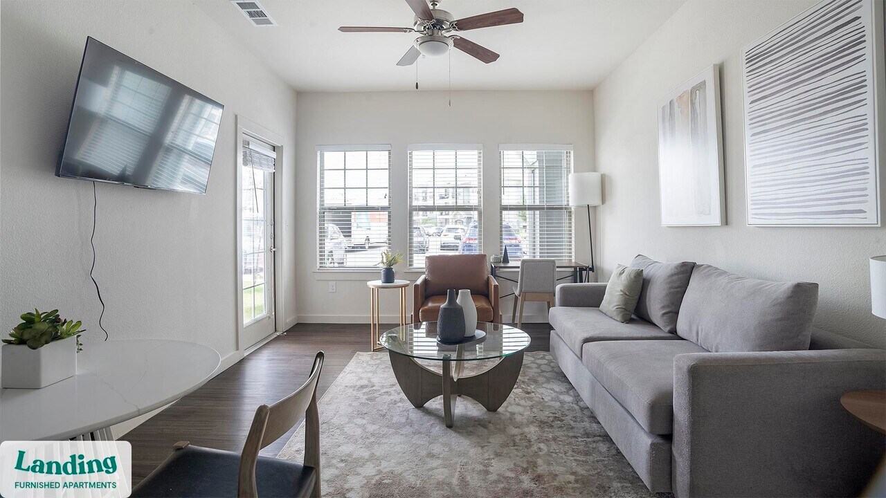 13301 Dessau Rd in Austin, TX - Building Photo