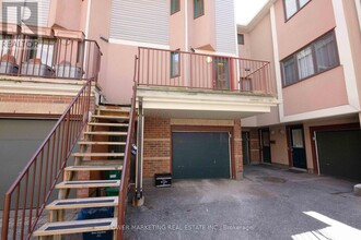 40 MacLaren St in Ottawa, ON - Building Photo - Building Photo