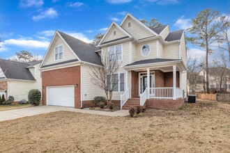 9721 Rainsong Dr in Wake Forest, NC - Foto de edificio - Building Photo