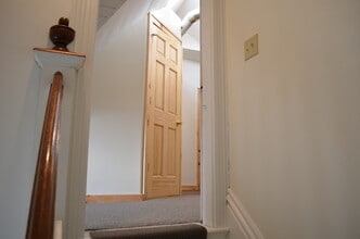 444 Chestnut St in Nelsonville, OH - Foto de edificio - Building Photo